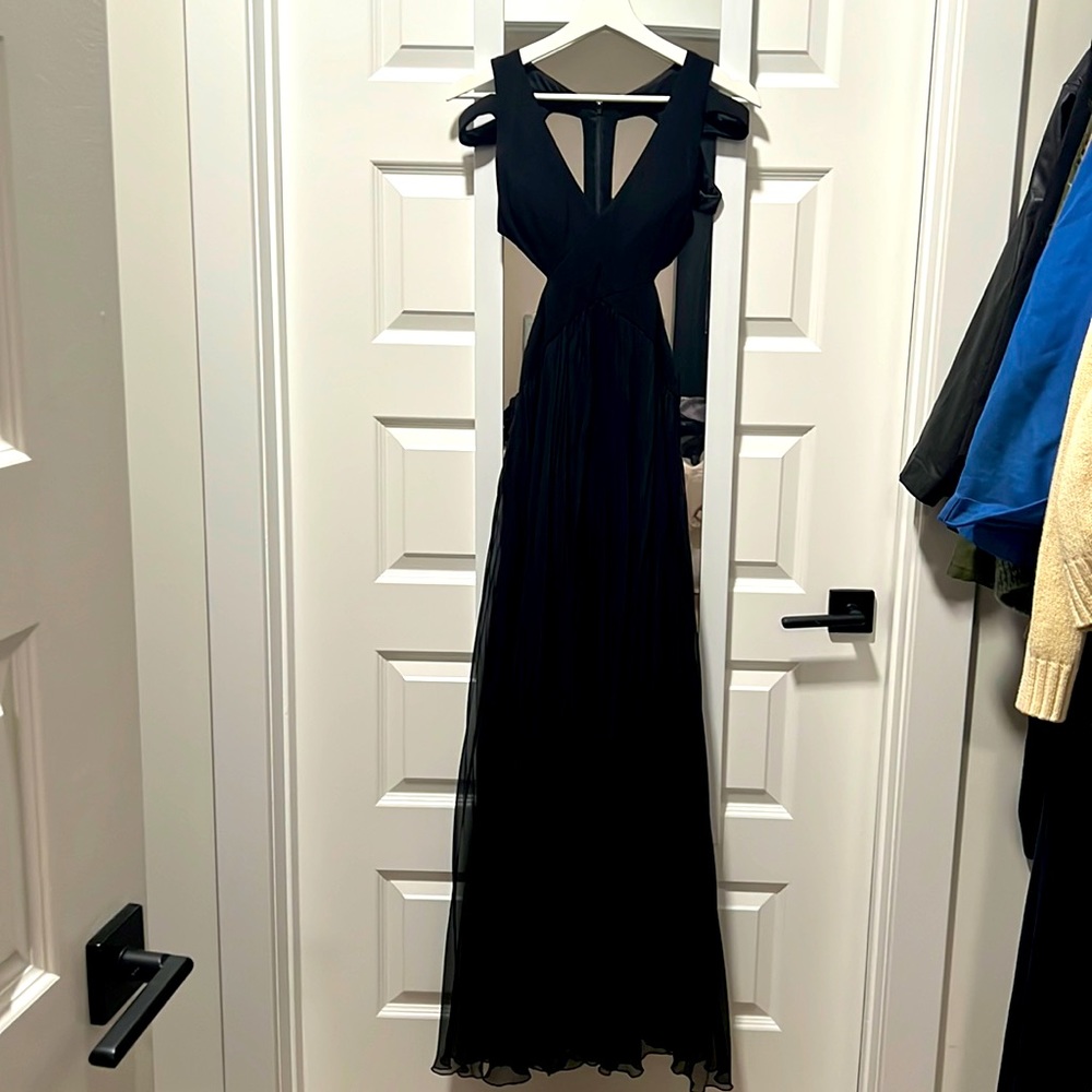 Mignon Cutout Gown Pleated Skirt
